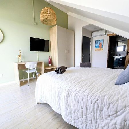 Studio Dauphin - Plage De Saint-Pierre Exterior photo